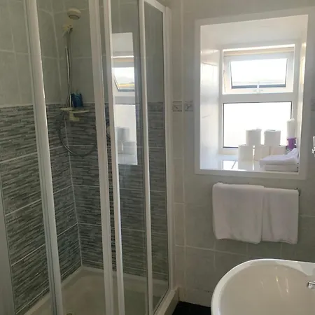 דירה Errismore House *