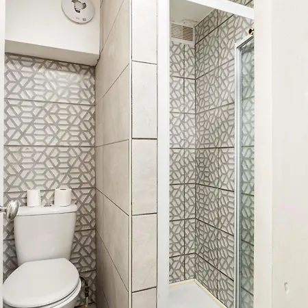 Errismore House Apartment