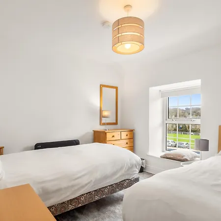 Errismore House Apartment