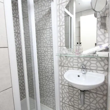 Errismore House Appartement *