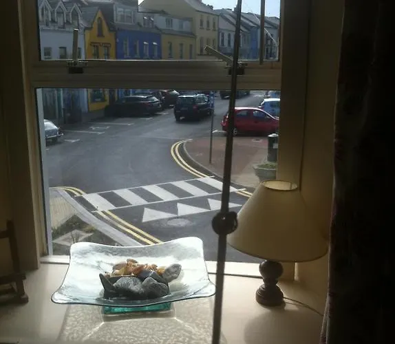 Daire Errismore House