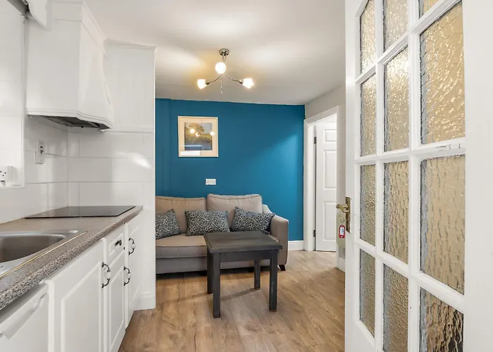 Daire Errismore House *