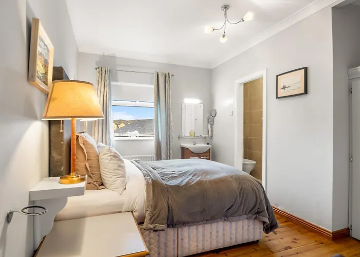 Errismore House * Clifden