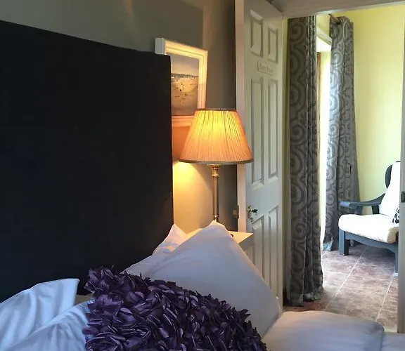 Errismore House Clifden