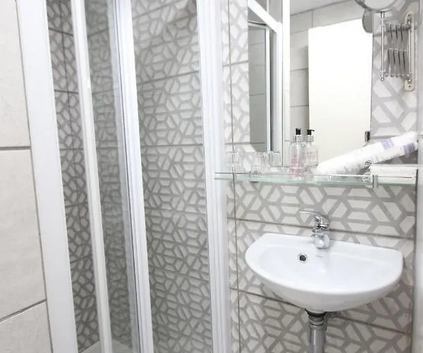 Errismore House Appartement *